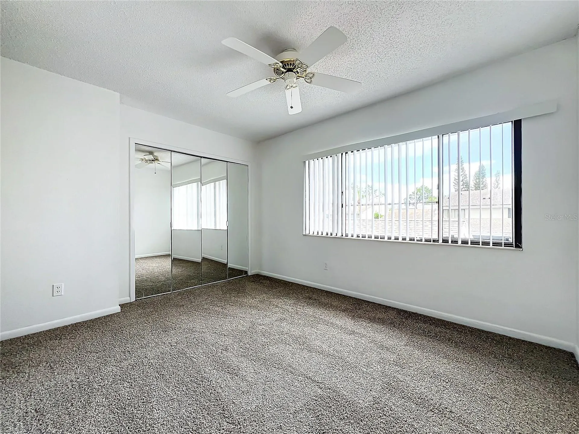 5381 Vineland Road Orlando FL 32811