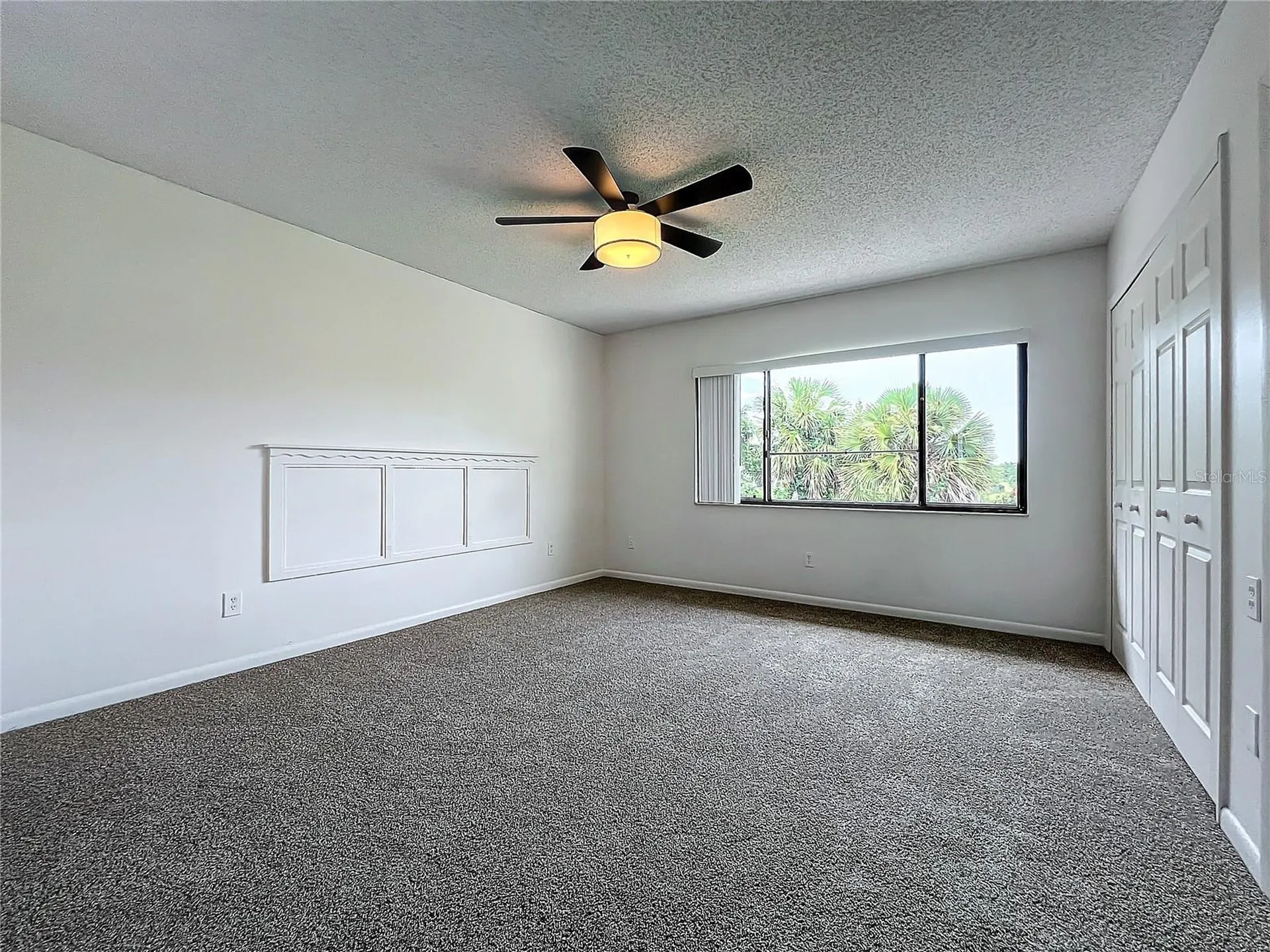5381 Vineland Road Orlando FL 32811