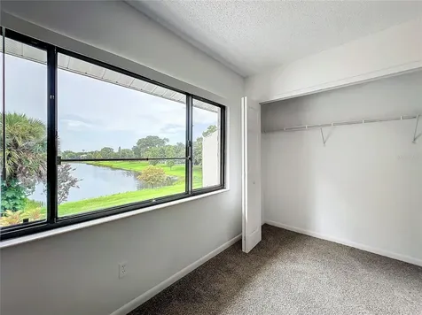 5381 Vineland Road Orlando FL 32811
