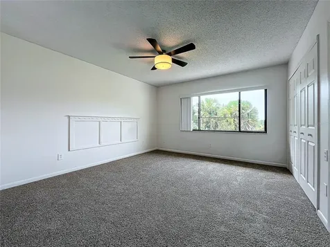 5381 Vineland Road Orlando FL 32811