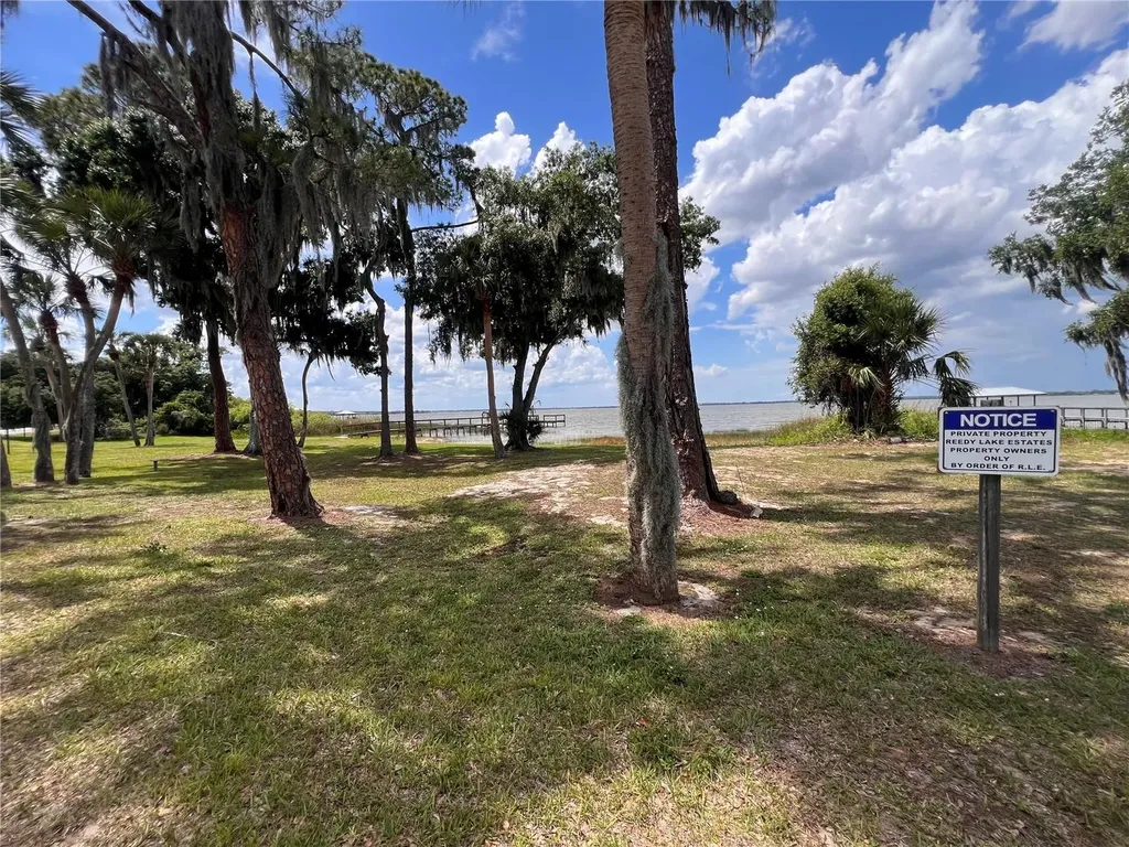 Deer Road Frostproof FL 33843
