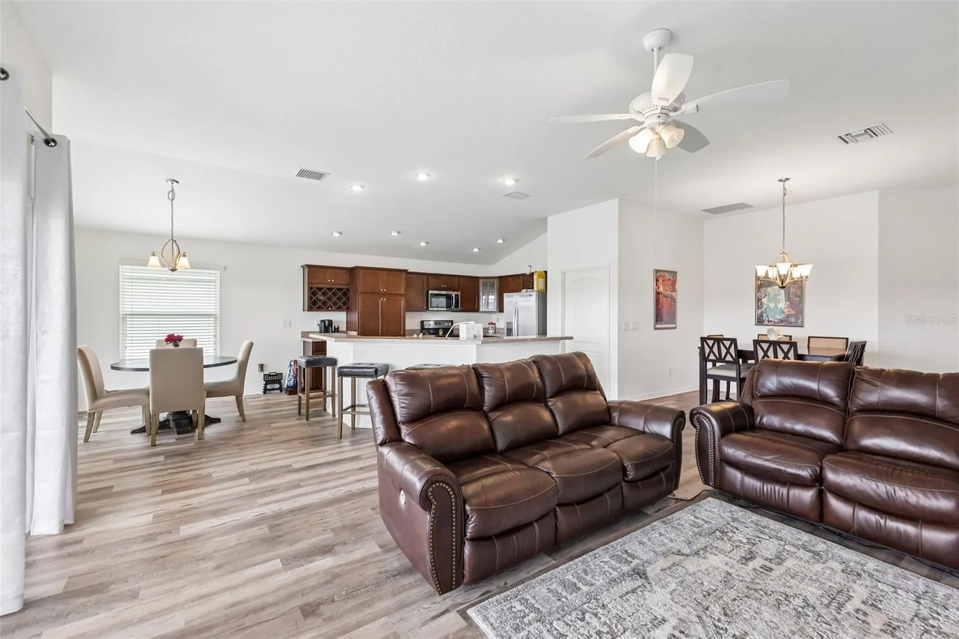 3315 Dzuro Drive Oxford FL 34484