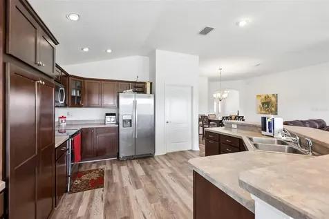 3315 Dzuro Drive Oxford FL 34484