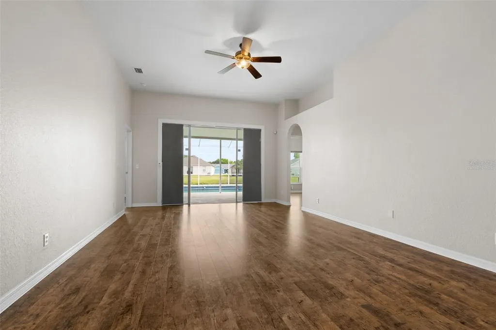 1247 Vinetree Drive Brandon FL 33510