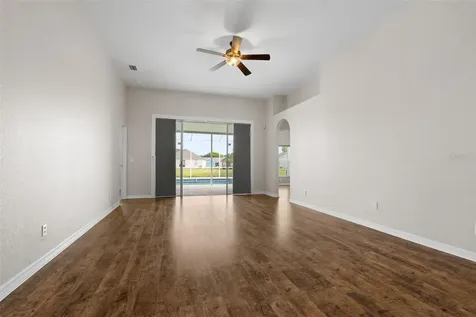 1247 Vinetree Drive Brandon FL 33510