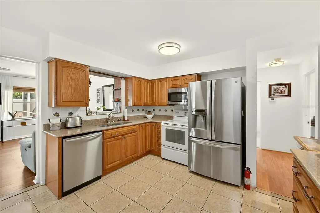 3255 57th Street N St Petersburg FL 33710