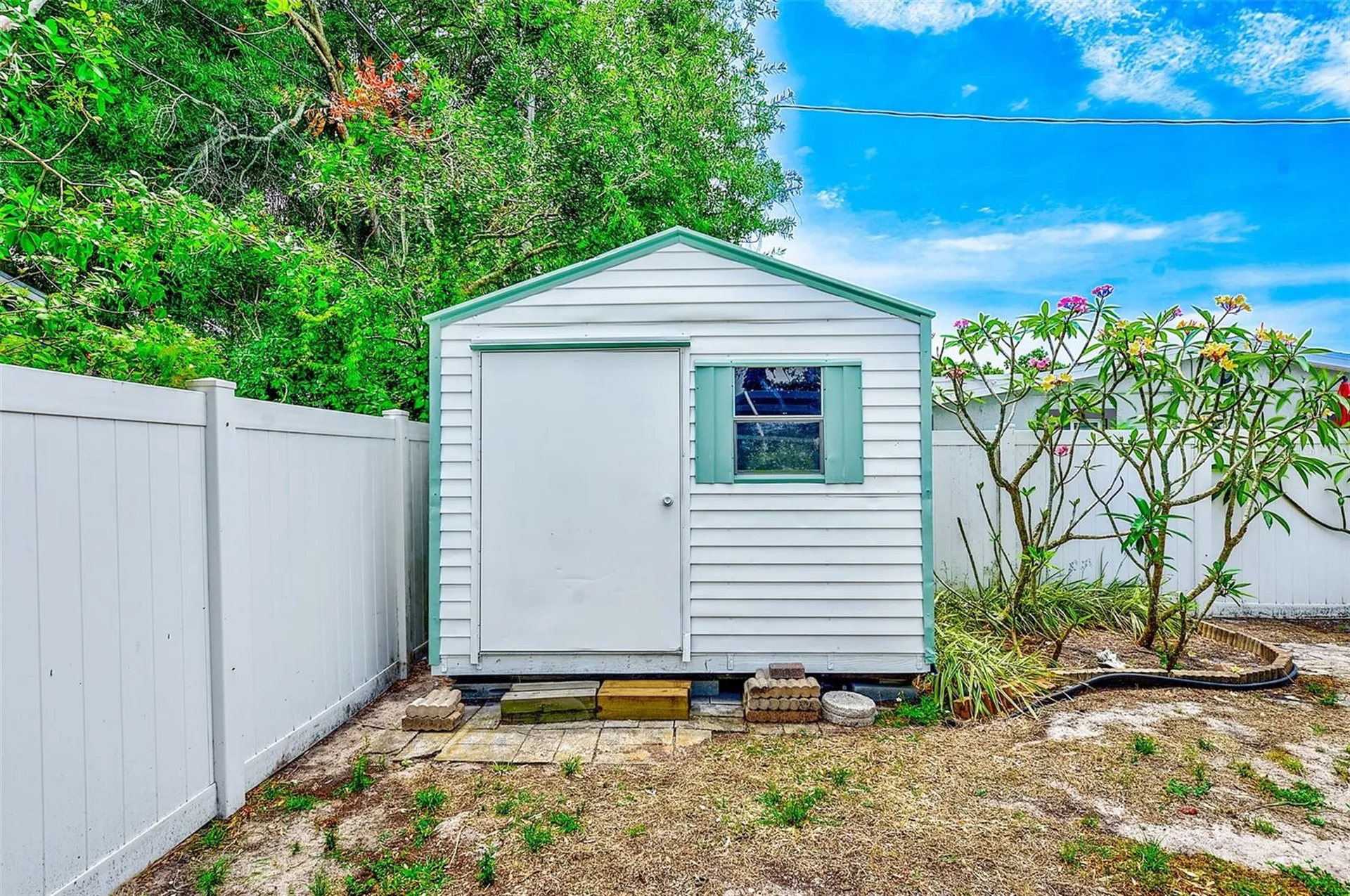 3255 57th Street N St Petersburg FL 33710
