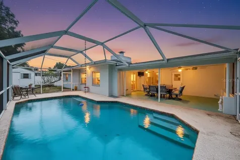 3255 57th Street N St Petersburg FL 33710