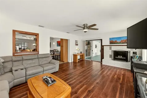 3255 57th Street N St Petersburg FL 33710