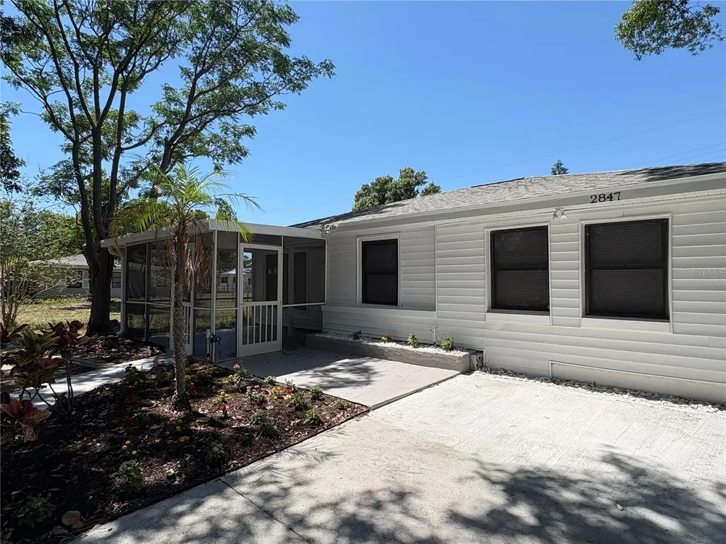 2847 Oak Street Sarasota FL 34237
