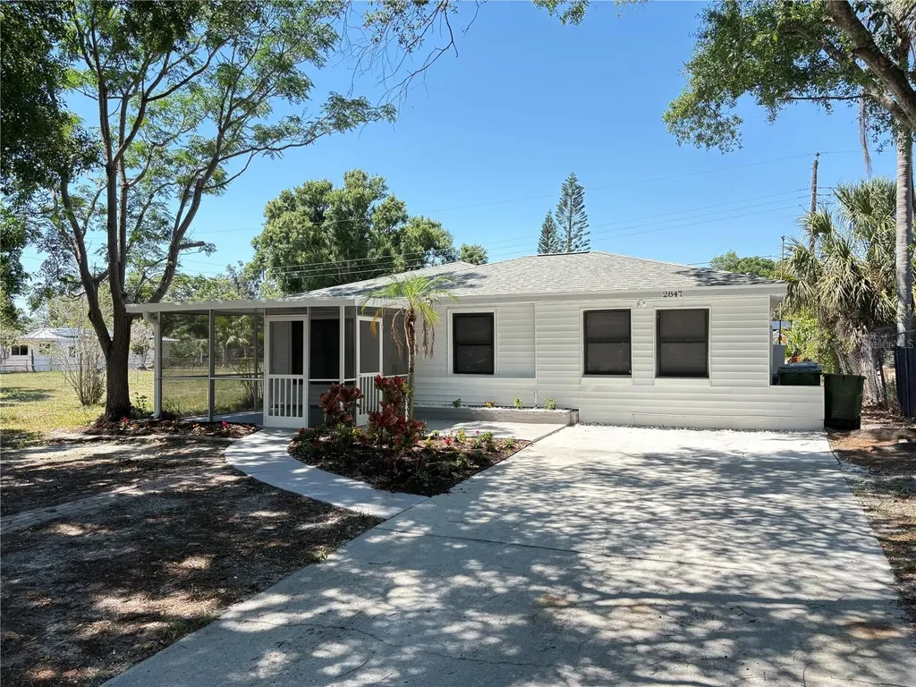 2847 Oak Street Sarasota FL 34237