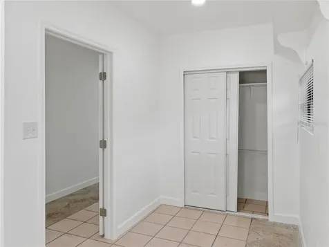 2847 Oak Street Sarasota FL 34237