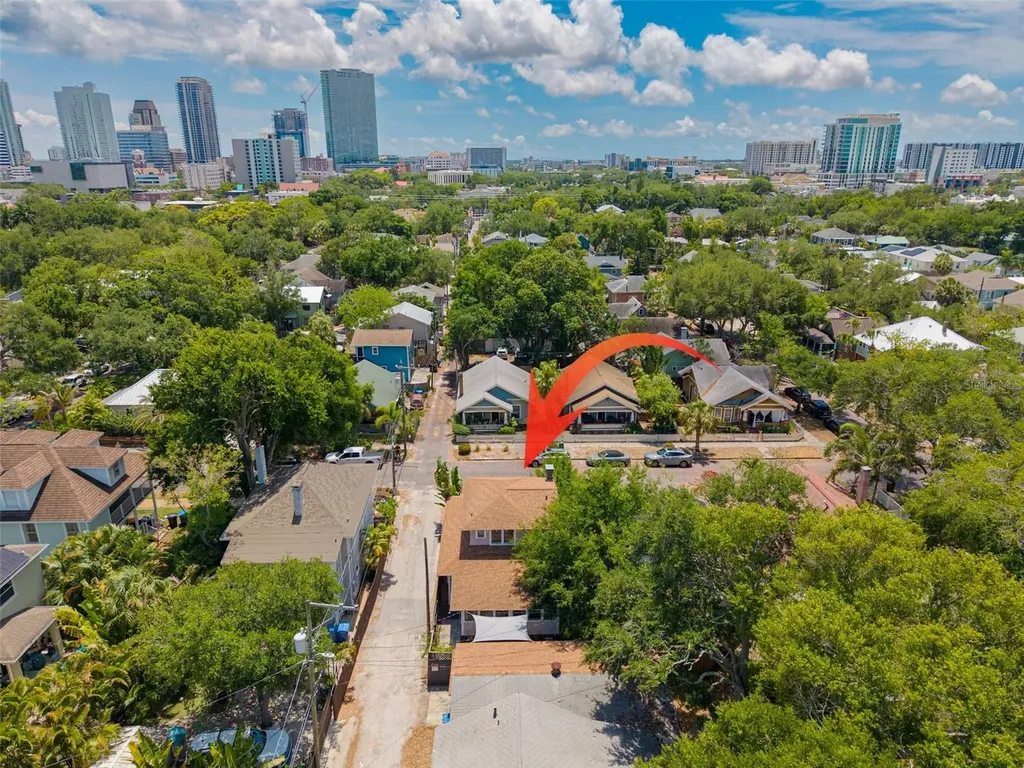 533 8th Avenue N St Petersburg FL 33701