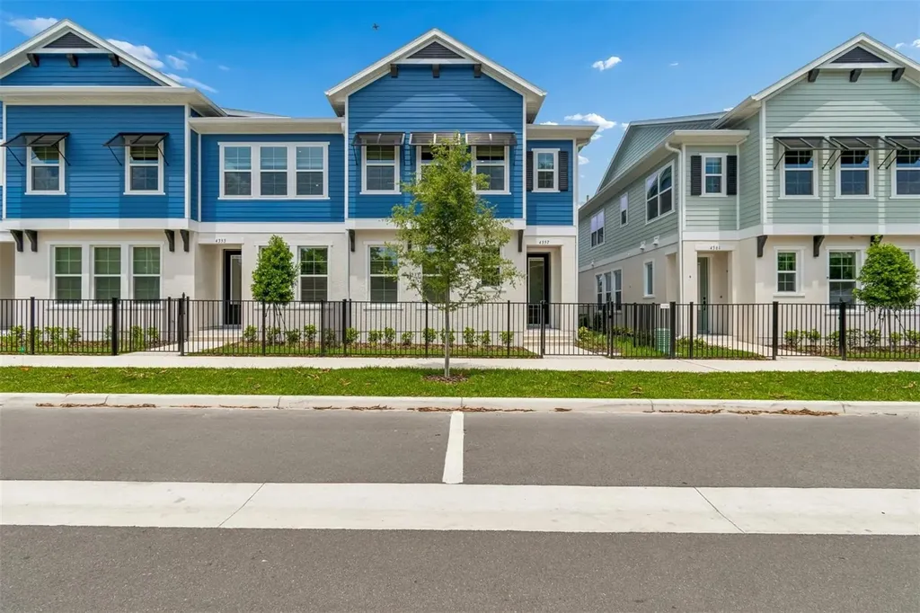 4357 Roush Avenue Orlando FL 32803