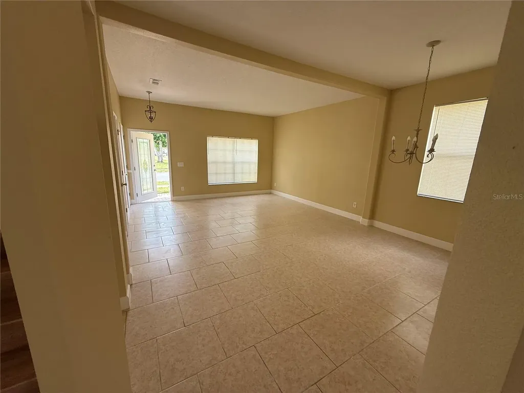 933 Whispering Cypress Lane Orlando FL 32824