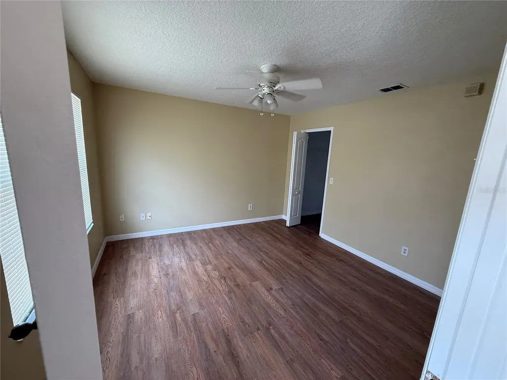 933 Whispering Cypress Lane Orlando FL 32824