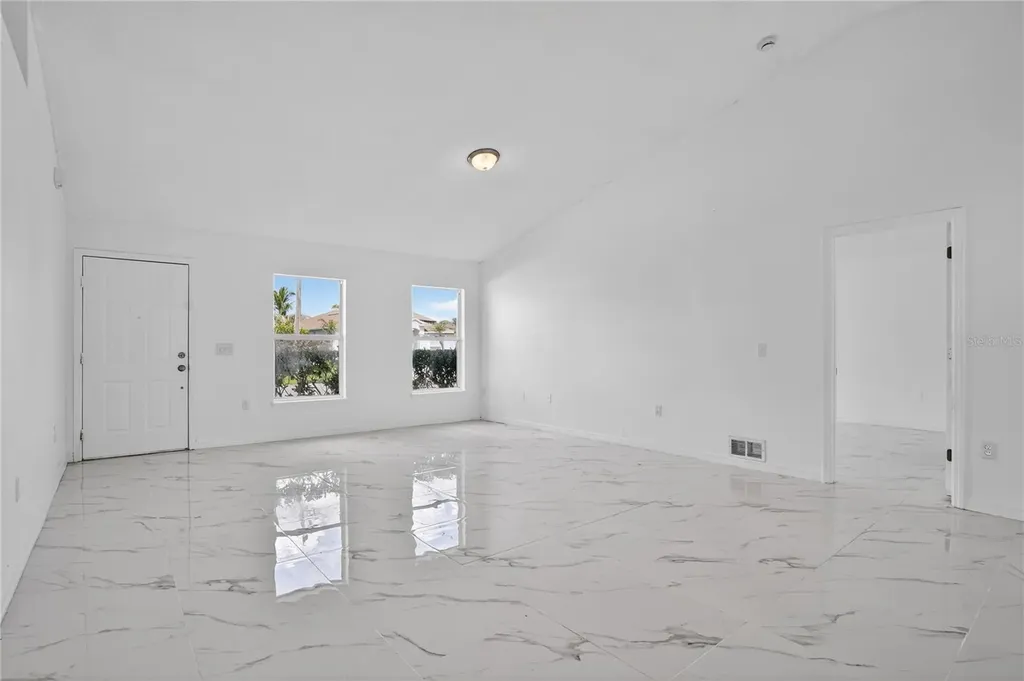 1118 Perpignan Court Kissimmee FL 34759