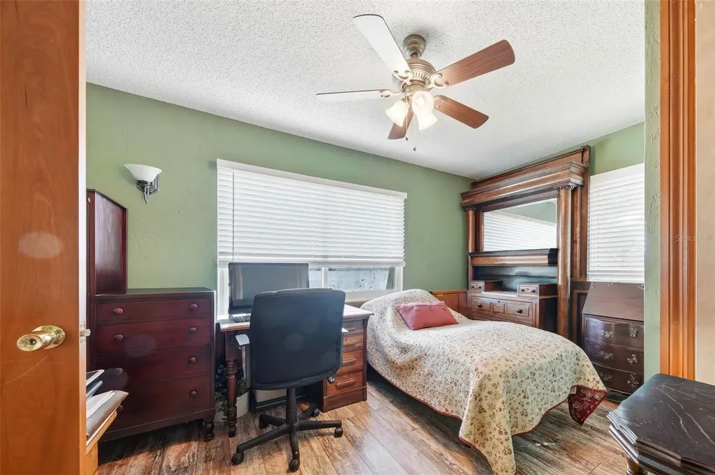 400 Lakeshore Drive Eustis FL 32726