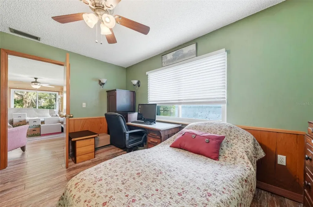 400 Lakeshore Drive Eustis FL 32726