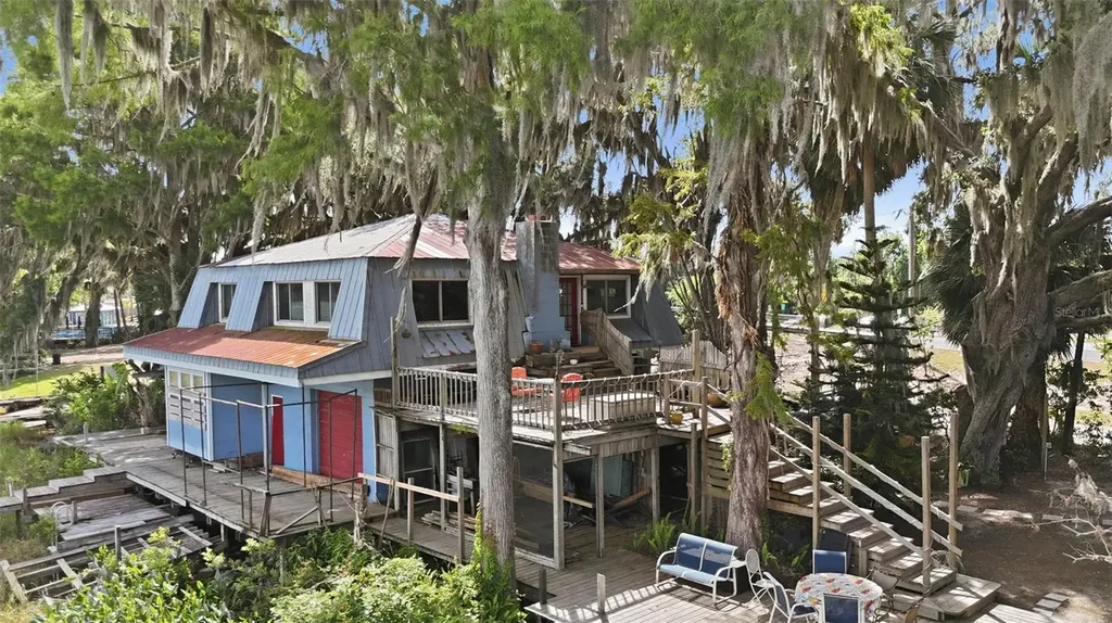 400 Lakeshore Drive Eustis FL 32726