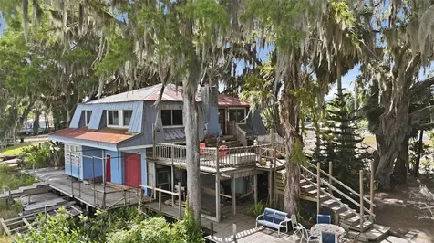 400 Lakeshore Drive Eustis FL 32726