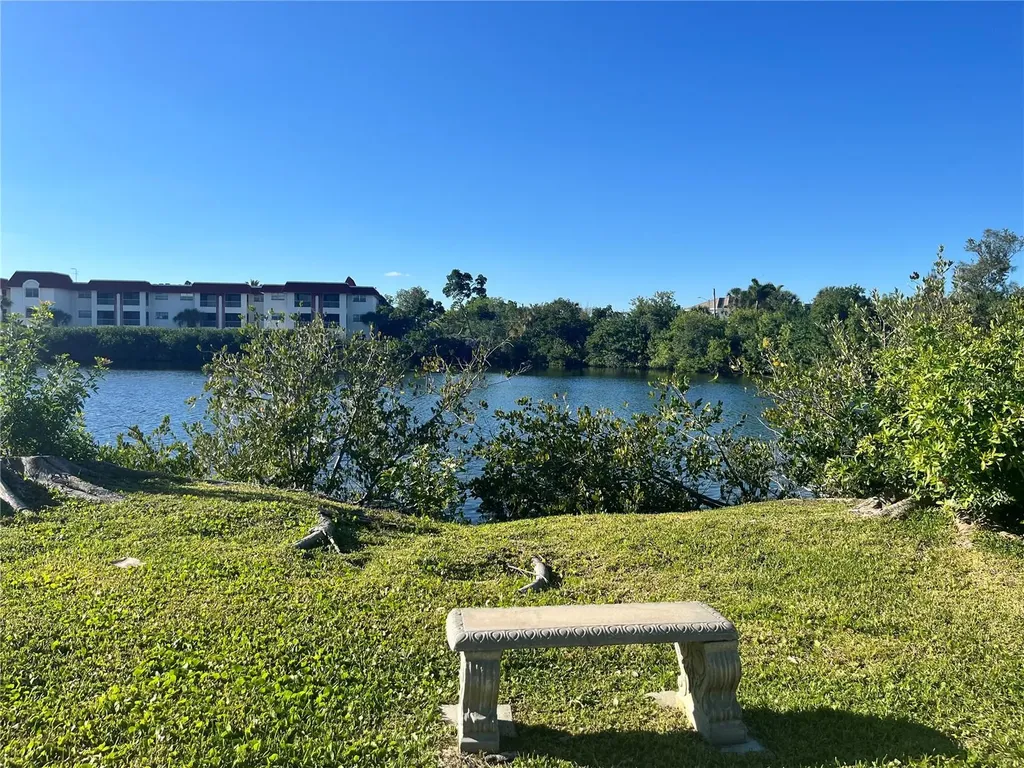 4550 Overlook Drive NE St Petersburg FL 33703