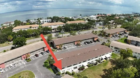 4550 Overlook Drive NE St Petersburg FL 33703