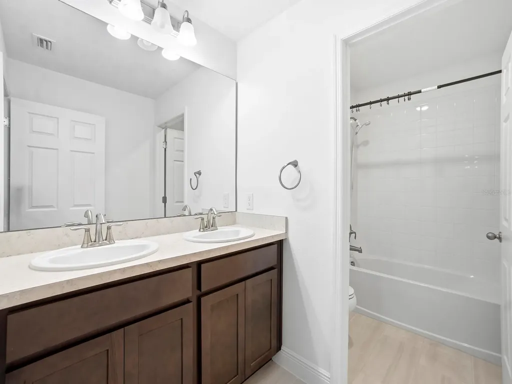 1299 Woodline Drive Deland FL 32720