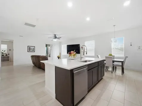 1299 Woodline Drive Deland FL 32720