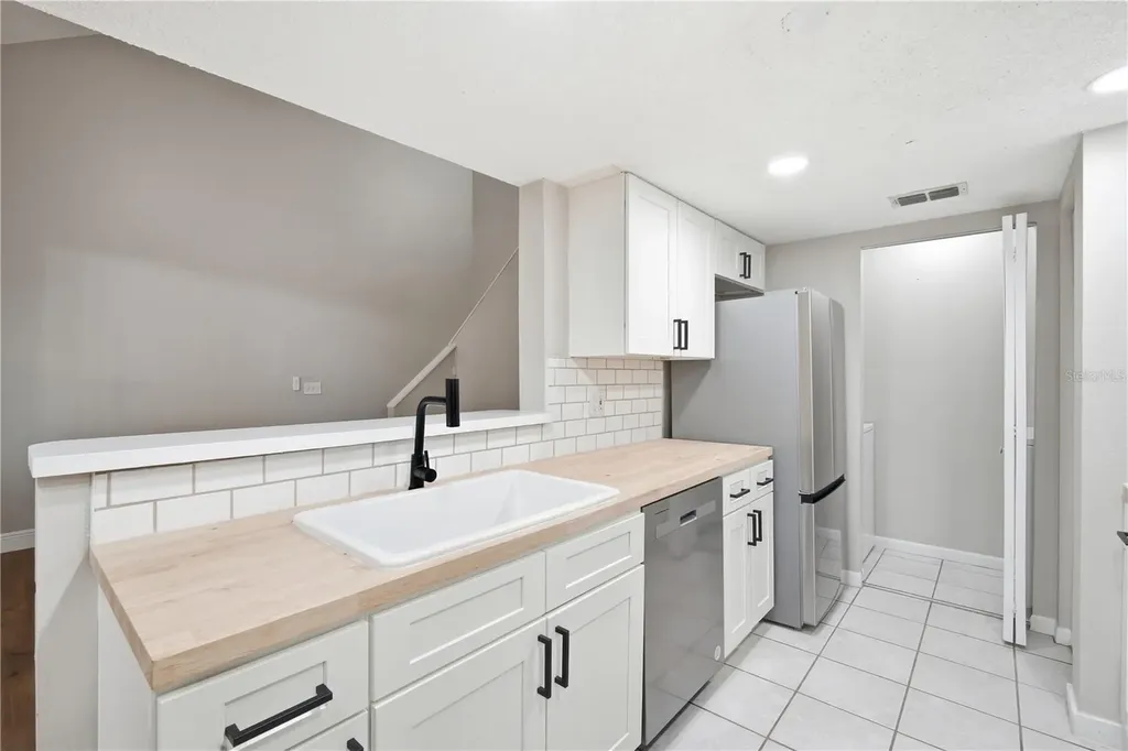 12287 Armenia Gables Circle Tampa FL 33612