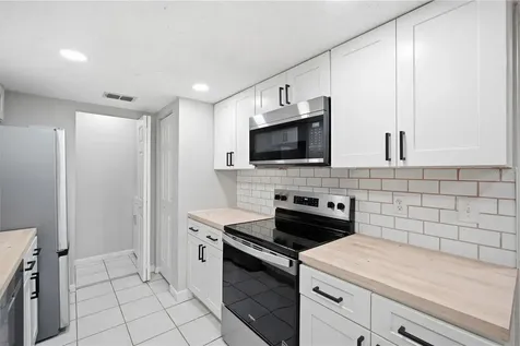 12287 Armenia Gables Circle Tampa FL 33612