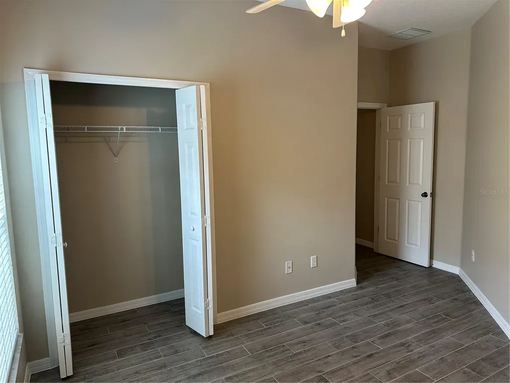 5996 Milford Haven Place Orlando FL 32829
