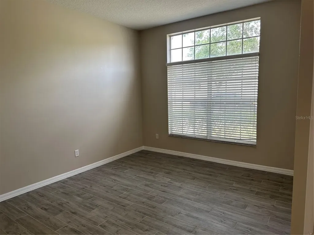 5996 Milford Haven Place Orlando FL 32829