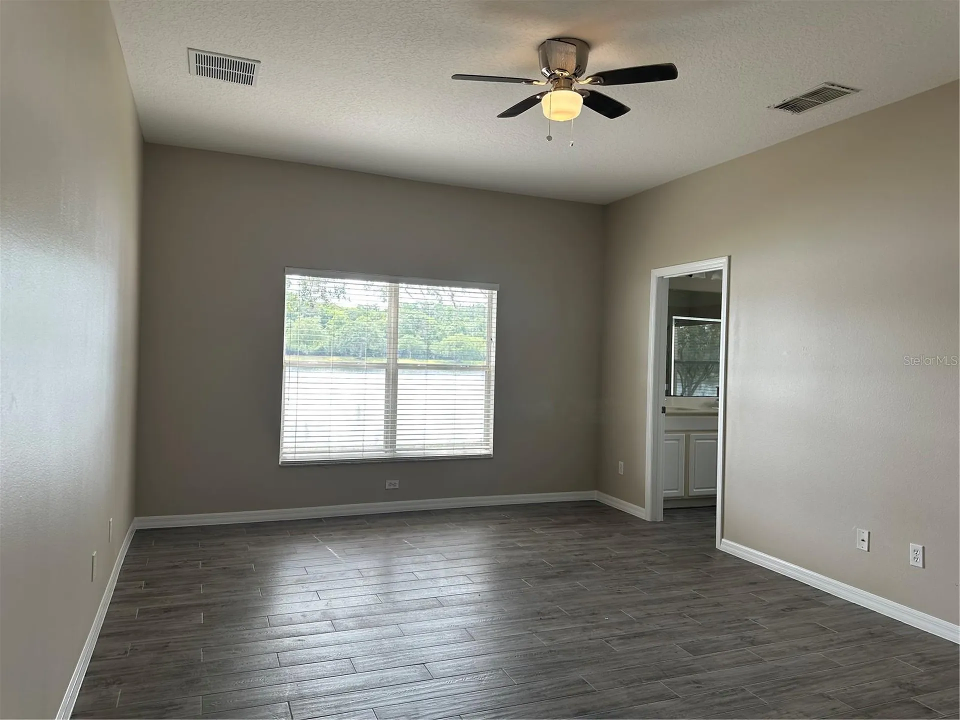 5996 Milford Haven Place Orlando FL 32829