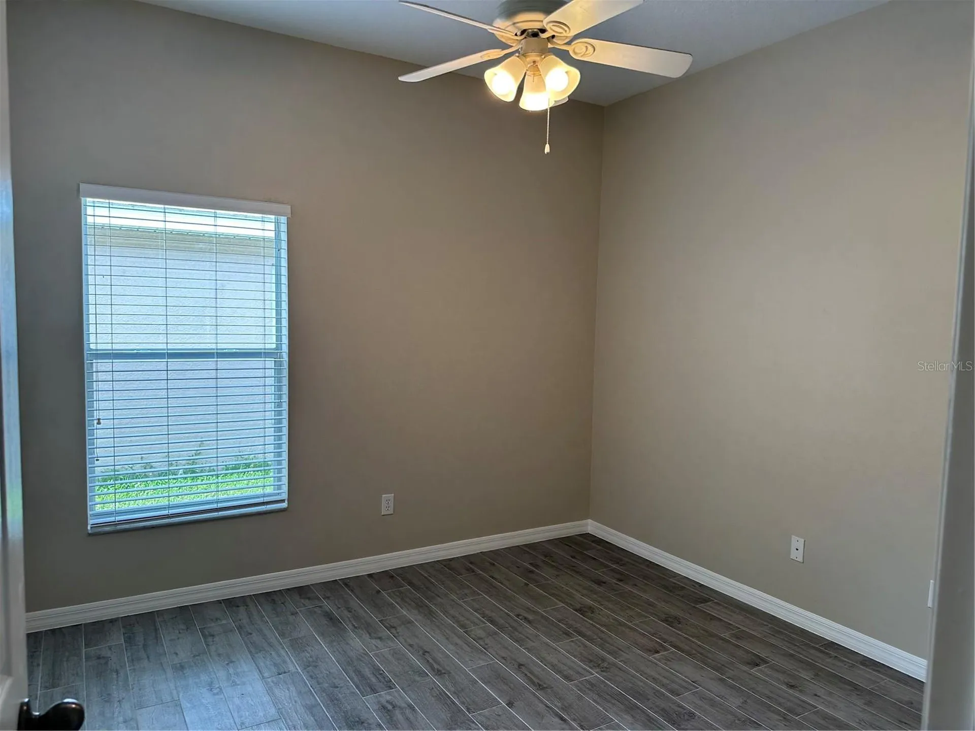 5996 Milford Haven Place Orlando FL 32829