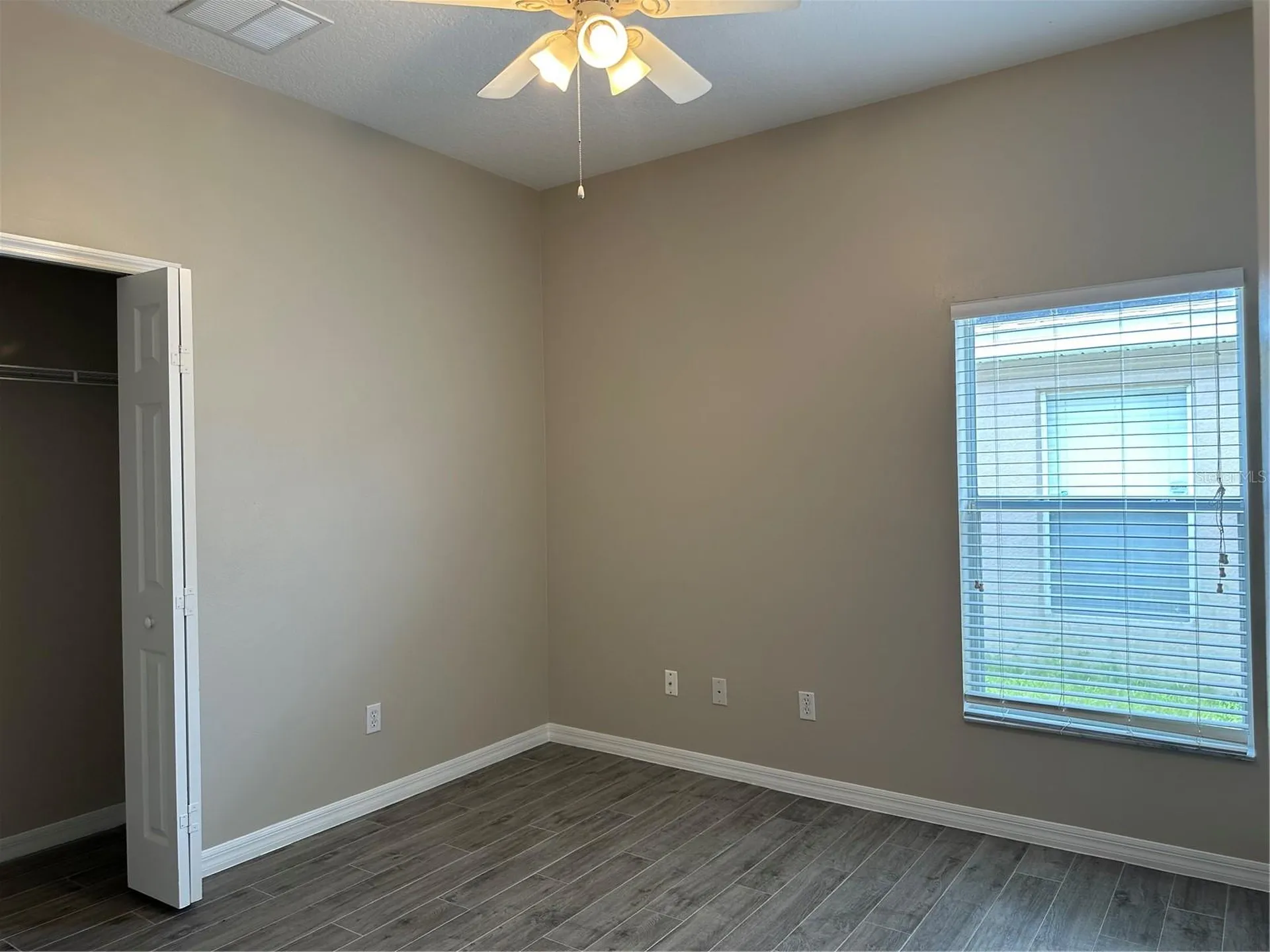 5996 Milford Haven Place Orlando FL 32829