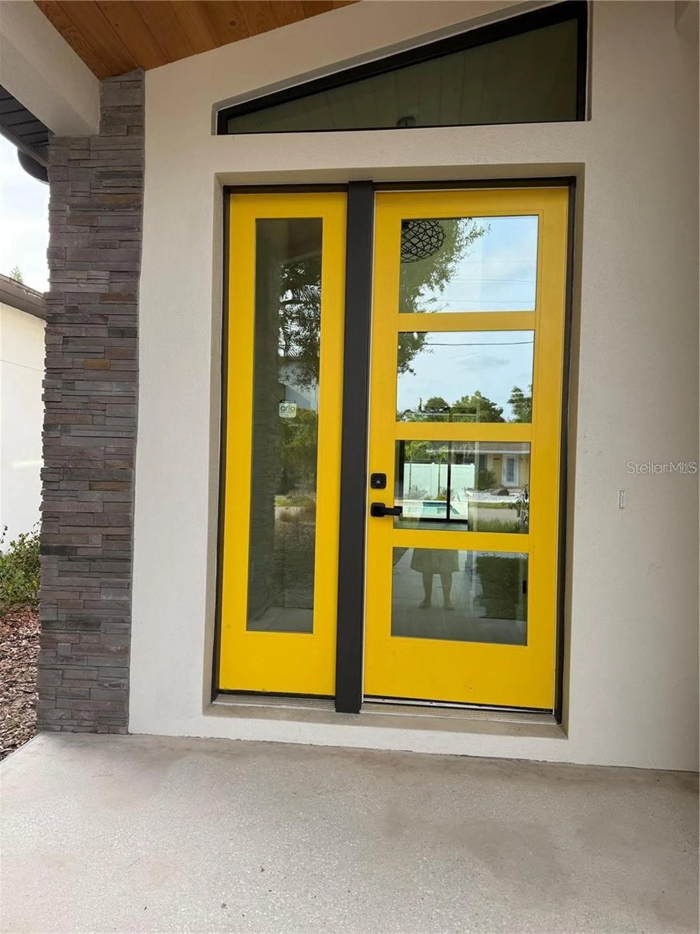 2443 Wood Street Sarasota FL 34237