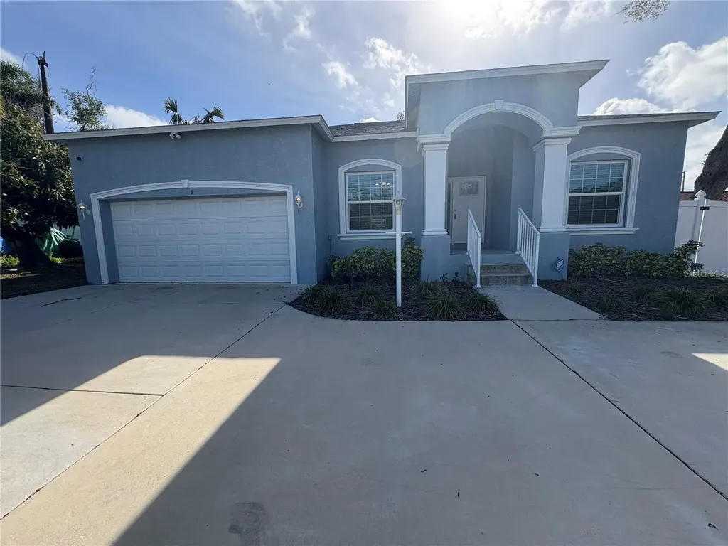 5575 113th Street Seminole FL 33772
