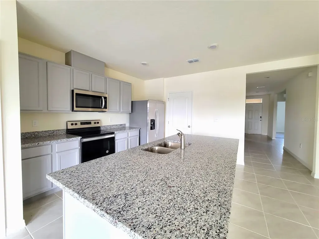 420 Noble Avenue Davenport FL 33837
