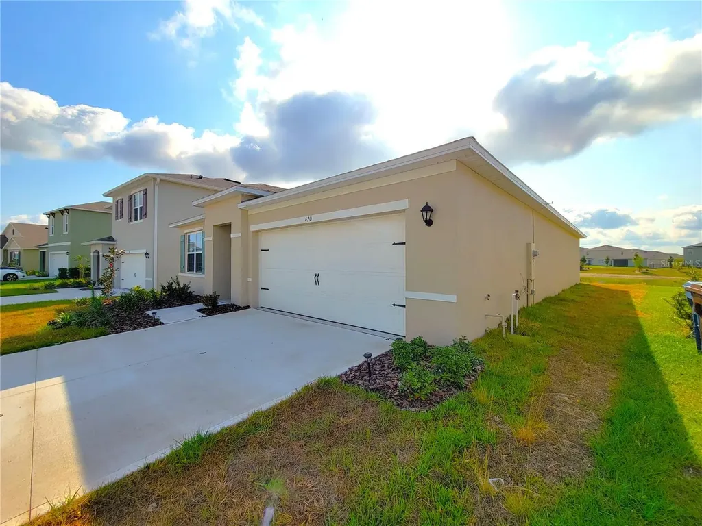 420 Noble Avenue Davenport FL 33837