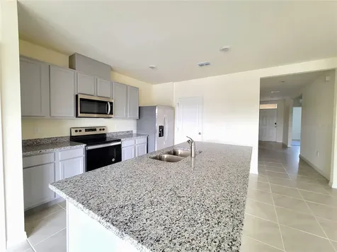 420 Noble Avenue Davenport FL 33837