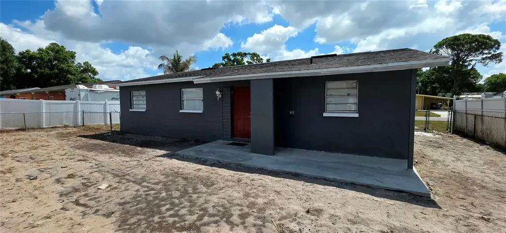 2417 Wishing Well Circle Tampa FL 33619