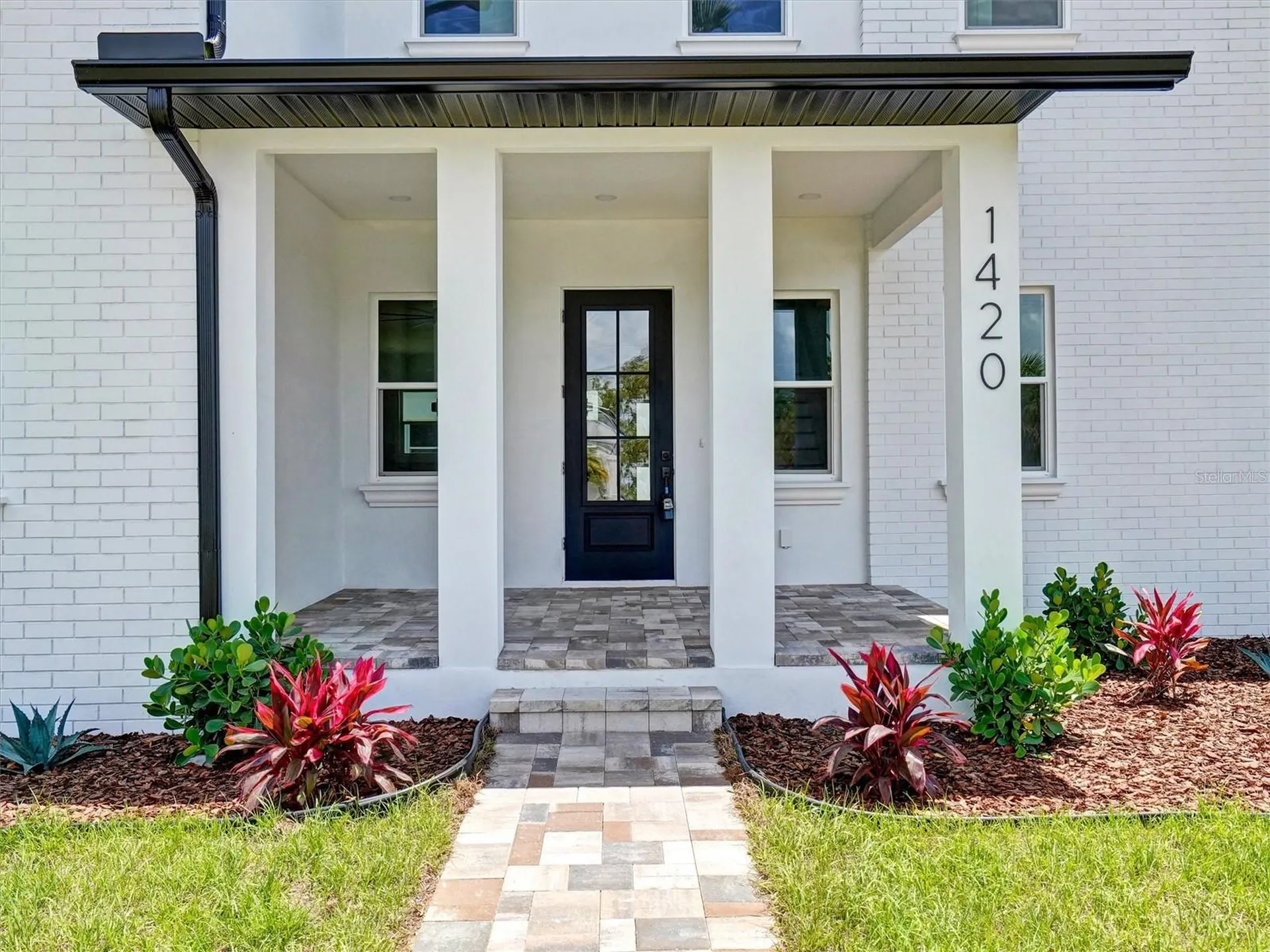1420 36th Avenue N St Petersburg FL 33704