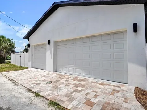 1420 36th Avenue N St Petersburg FL 33704