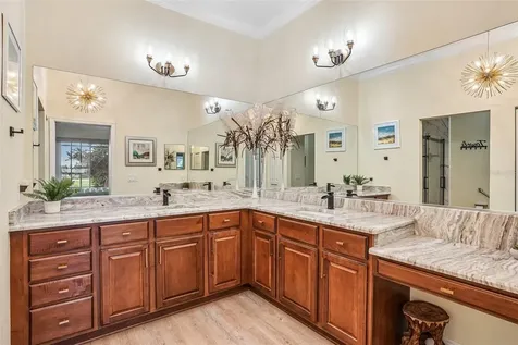 10199 Mainsail Drive Oxford FL 34484
