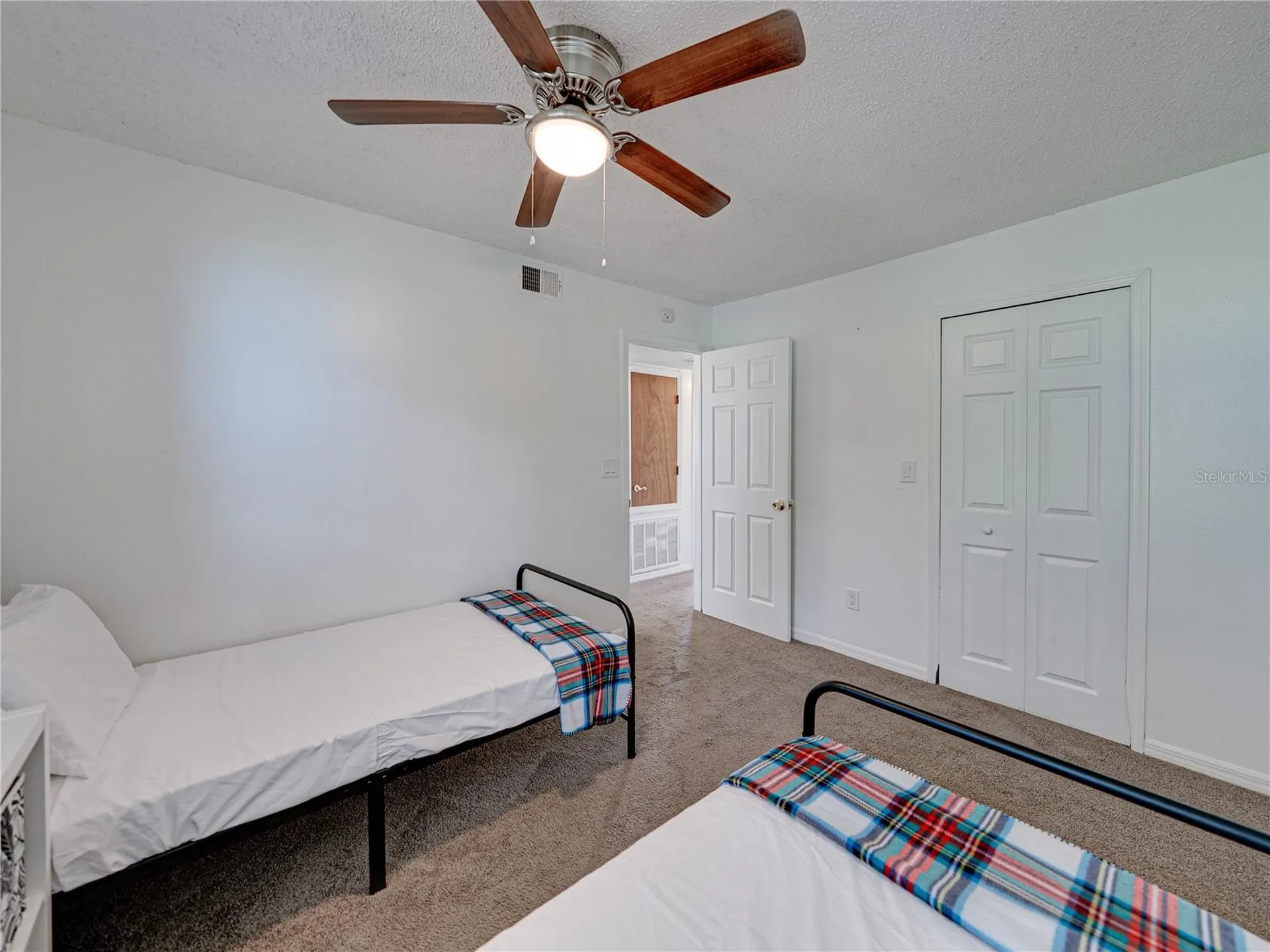 2729 N Poinciana Boulevard Kissimmee FL 34746