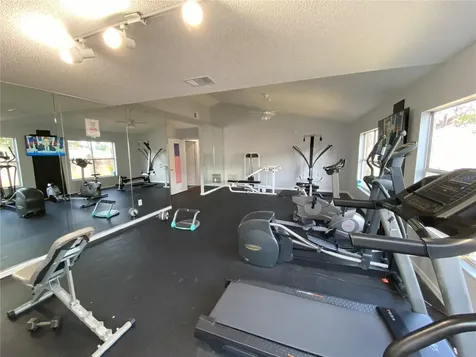 2729 N Poinciana Boulevard Kissimmee FL 34746