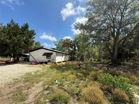 186 Gladys Avenue Inglis FL 34449