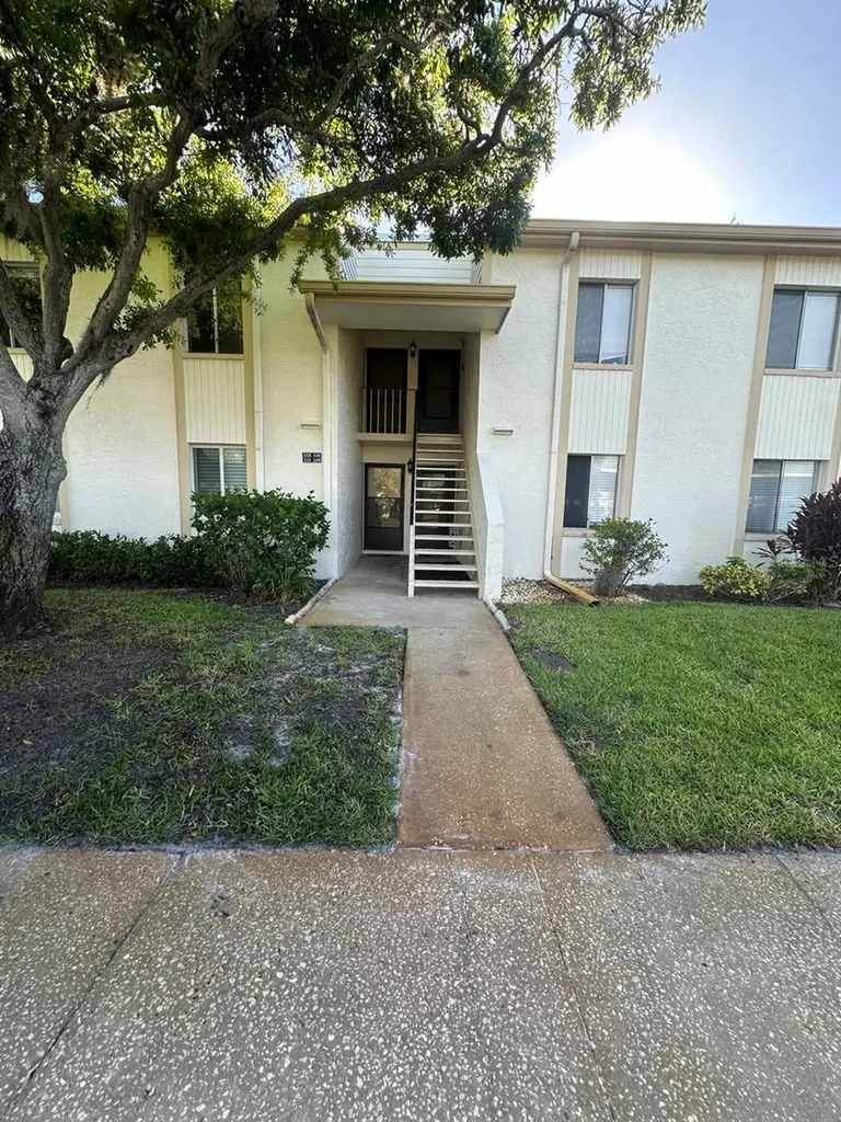 112 Cypress Court Oldsmar FL 34677