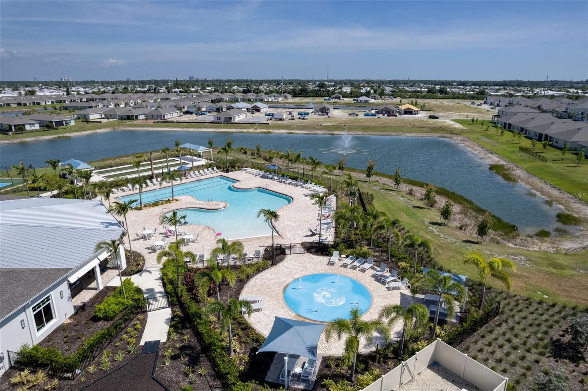 2608 Table Coral Trail North Fort Myers FL 33903
